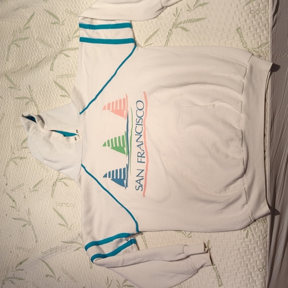 Woman's small, San Francisco hoodie. - Picture 1 of 5